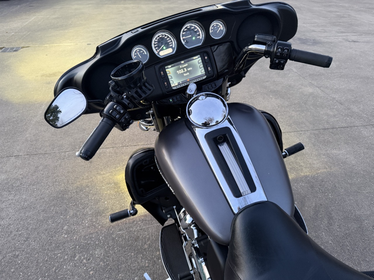 2017 Harley-Davidson FLHTK Electra Glide Ultra Limited / Street Glide